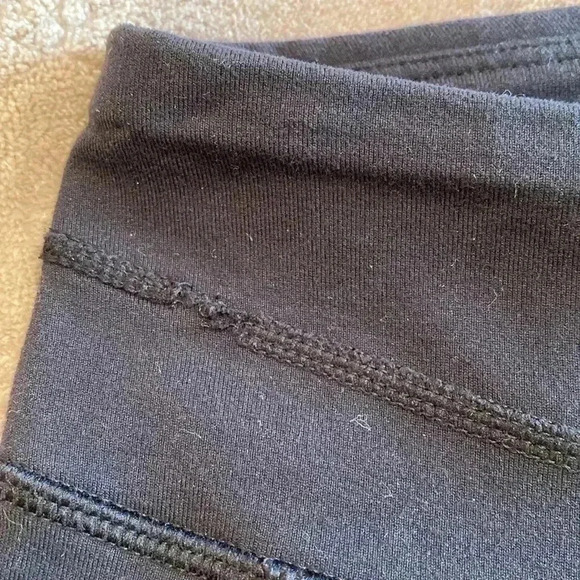 Lucy Hatha Collection Black Leggings in Size XS. - Picture 9 of 11
